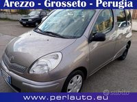 Usata Toyota Yaris Verso Sol 75 CV (55 kW) 2005 Grigio Monovolume
