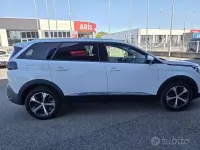 Usata Peugeot 5008 Business-Line 131 CV (96 kW) 2020 Bianco SUV
