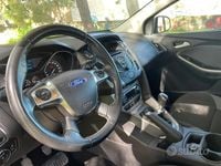 Begagnad Ford Focus Titanium 115 HK (84 kW) 2014 Grå Sedan