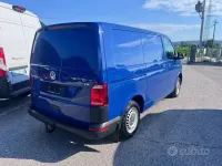 Usado VW Transporter 150 CV (110 kW) 2018 Azul Van