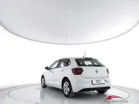 Usata VW Polo Comfortline 80 CV (58 kW) 2019 Bianco Utilitaria