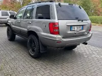 Usata Jeep Grand Cherokee 163 CV (119 kW) 2002 Grigio SUV