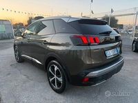 Usata Peugeot 3008 Allure 130 CV (95 kW) 2020 Grigio SUV