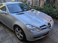 Usata Mercedes SLK200 163 CV (119 kW) 2005 Argento Cabrio
