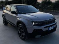 Nuova Jeep Avenger Longitude 101 CV (74 kW) 2025 Grigio SUV