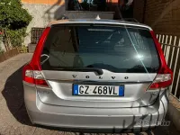 Usata Volvo V70 120 CV (88 kW) 2025 Grigio Station wagon