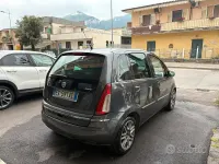 Usata Lancia Musa Gold 95 CV (69 kW) 2013 Grigio Monovolume