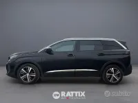 Usata Peugeot 5008 Allure 131 CV (96 kW) 2024 Nero perla SUV