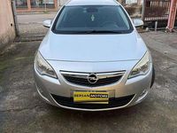 Usata Opel Astra Cosmo 110 CV (80 kW) 2011 Grigio Station wagon