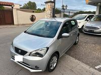 Usado Seat Mii Chic 68 CV (50 kW) 2016 Plateado Utilitario
