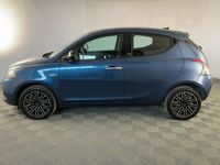 Usata Lancia Ypsilon Gold 70 CV (51 kW) 2021 Blu Utilitaria