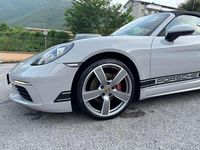 Usata Porsche 718 Boxster 299 CV (219 kW) 2019 Grigio gesso perlato Cabrio
