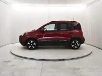 Usado Fiat Panda Cross Cross 70 HP (51 kW) 2025 Vermelho Citadino