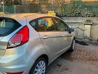 Usata Ford Fiesta 60 CV (44 kW) 2014 Grigio Utilitaria