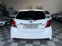 Usata Toyota Yaris Hybrid Style 75 CV (55 kW) 2015 Bianco Berlina
