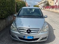 Usata Mercedes B180 2009 Grigio Monovolume