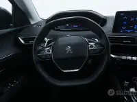 Usata Peugeot 3008 Active 131 CV (96 kW) 2022 Grigio SUV