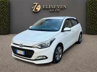 Usata Hyundai i20 Style 84 CV (61 kW) 2015 Bianco Utilitaria