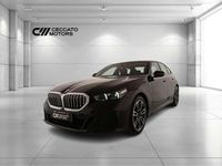 Nuova BMW 520 M Sport 208 CV (152 kW) 2025 Black sapphire metallizzato Berlina