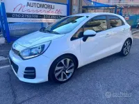 Usata Kia Rio 90 CV (66 kW) 2016 Bianco pastello Utilitaria