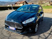 Usata Ford Fiesta 100 CV (73 kW) 2015 Nero Utilitaria