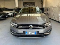 Usata VW Passat Alltrack 200 CV (147 kW) 2021 Argento Station wagon