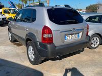Usata Hyundai Tucson Active 112 CV (82 kW) 2005 Grigio SUV
