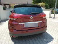 Usata Renault Scénic III 110 CV (80 kW) 2017 Rosso Monovolume