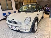 Usata Mini One D 88 CV (64 kW) 2006 Beige Utilitaria