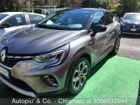 Usata Renault Captur Techno 145 CV (106 kW) 2023 Grigio SUV