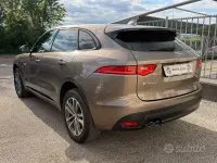 Usata Jaguar F-Pace R-Sport 180 CV (132 kW) 2017 Marrone SUV