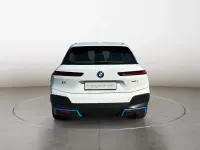 Usata BMW iX 102 kW (139 CV) 2022 Bianco SUV