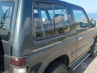 Usata Mitsubishi Pajero 84 CV (61 kW) 1992 Verde SUV
