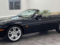 Usata Jaguar XK8 298 CV (219 kW) 2003 Nero Cabrio