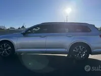 Usata VW Passat 150 CV (110 kW) 2018 Grigio Berlina
