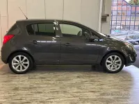 Usata Opel Corsa Edition 85 CV (62 kW) 2013 Grigio Utilitaria