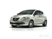 Usata Lancia Ypsilon Gold 69 CV (50 kW) 2014 Grigio scuro metallizzato Utilitaria