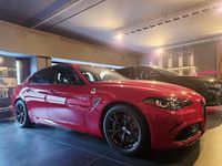 Nuova Alfa Romeo Giulia Quadrifoglio 519 CV (381 kW) 2026 Rosso alfa Berlina