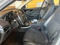 Usata Jaguar F-Pace 180 CV (132 kW) 2016 Grigio SUV