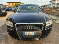 Usata Audi A8 275 CV (202 kW) 2004 Bluazzurro Berlina