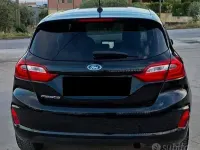 Usata Ford Fiesta Titanium 85 CV (62 kW) 2018 Nero Utilitaria