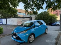 Usata Toyota Aygo X-play 69 CV (50 kW) 2016 Bianco Utilitaria