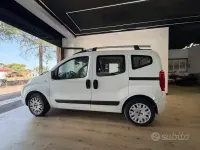 Usata Fiat Qubo Trekking 70 CV (51 kW) 2012 Bianco Monovolume