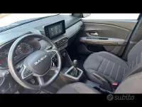 Usata Dacia Sandero Comfort 91 CV (66 kW) 2023 Blu scuro Berlina