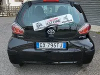 Usata Toyota Aygo 68 CV (50 kW) 2010 Nero Utilitaria