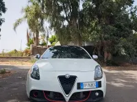 Usata Alfa Romeo Giulietta Distinctive 170 CV (125 kW) 2012 Bianco Utilitaria