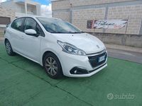Usata Peugeot 208 Active 120 CV (88 kW) 2019 Bianco Utilitaria