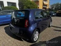 Usata VW up! 60 CV (44 kW) 2016 Bluazzurro Utilitaria