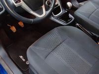 Usata Ford Fiesta Titanium 70 CV (51 kW) 2012 Blu Utilitaria