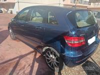 Usata Mercedes B200 2008 Blu Monovolume
